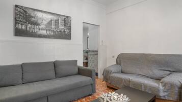 電視、壁爐、串流服務