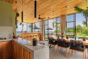 Dining - Sea View Pool House - Exclusive Beachfront Property In North Bali (Buleleng)
