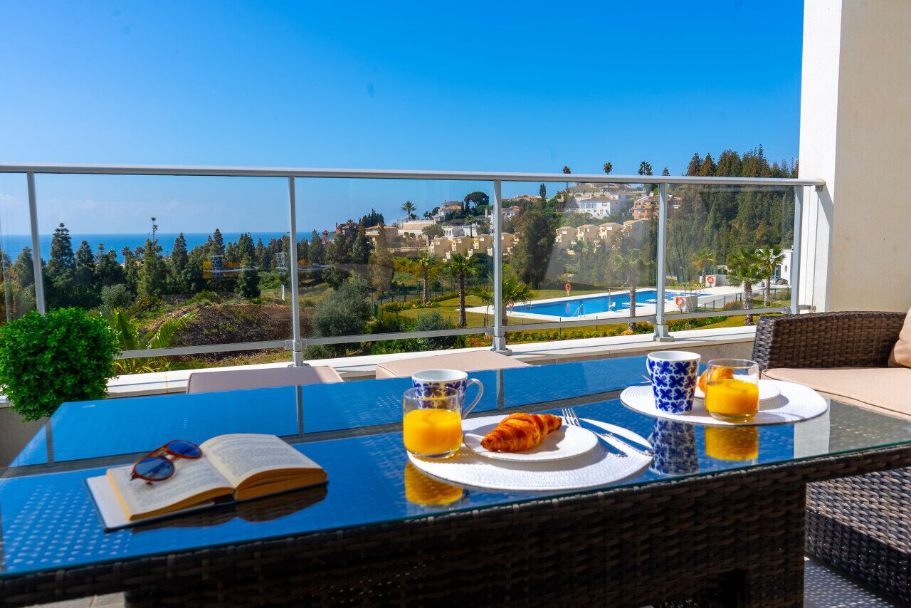 Vitta Nature · A 3 Bedroom Apartment With Pools, gym & Terrace