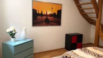 2 bedrooms, desk, iron/ironing board, travel cot