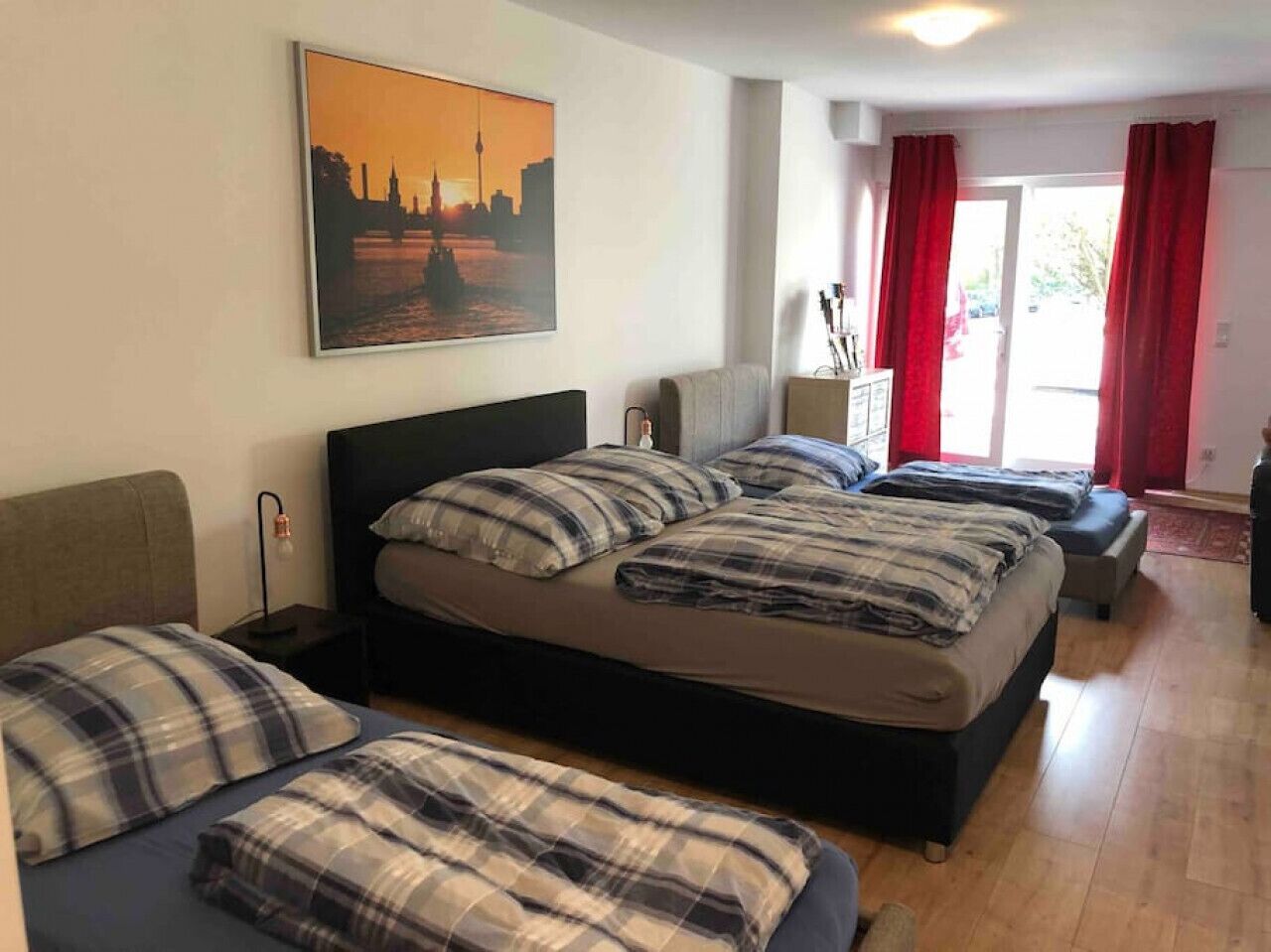 1 camera, ferro/asse da stiro, culla da viaggio, Wi-Fi