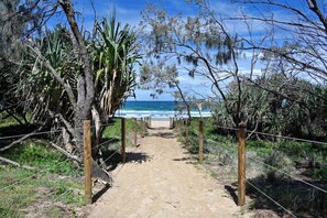 Beach nearby - Beach House Getaway - Stylish, Kms of Beach ZA1 (Sunshine Coast)