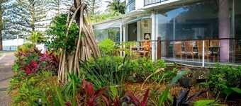 Luxury Pumicestone Cottage - Beach Charm - ZA7