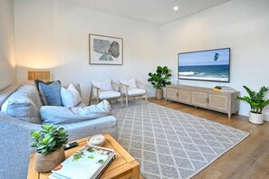 Smart TV, streaming services