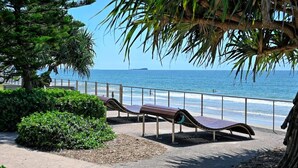 Property grounds - Stylish 2 b/r, 2 Bath Apartment - 4 Guests ZC5 (Sunshine Coast)