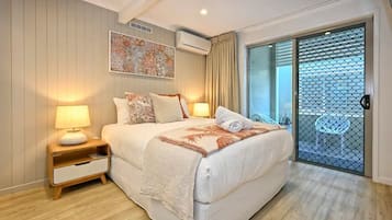 2 bedrooms, iron/ironing board, free WiFi, bed sheets
