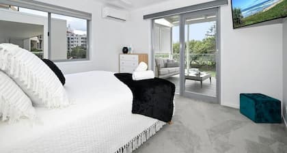 Stunning, Beachfront Dream Home - ZA3