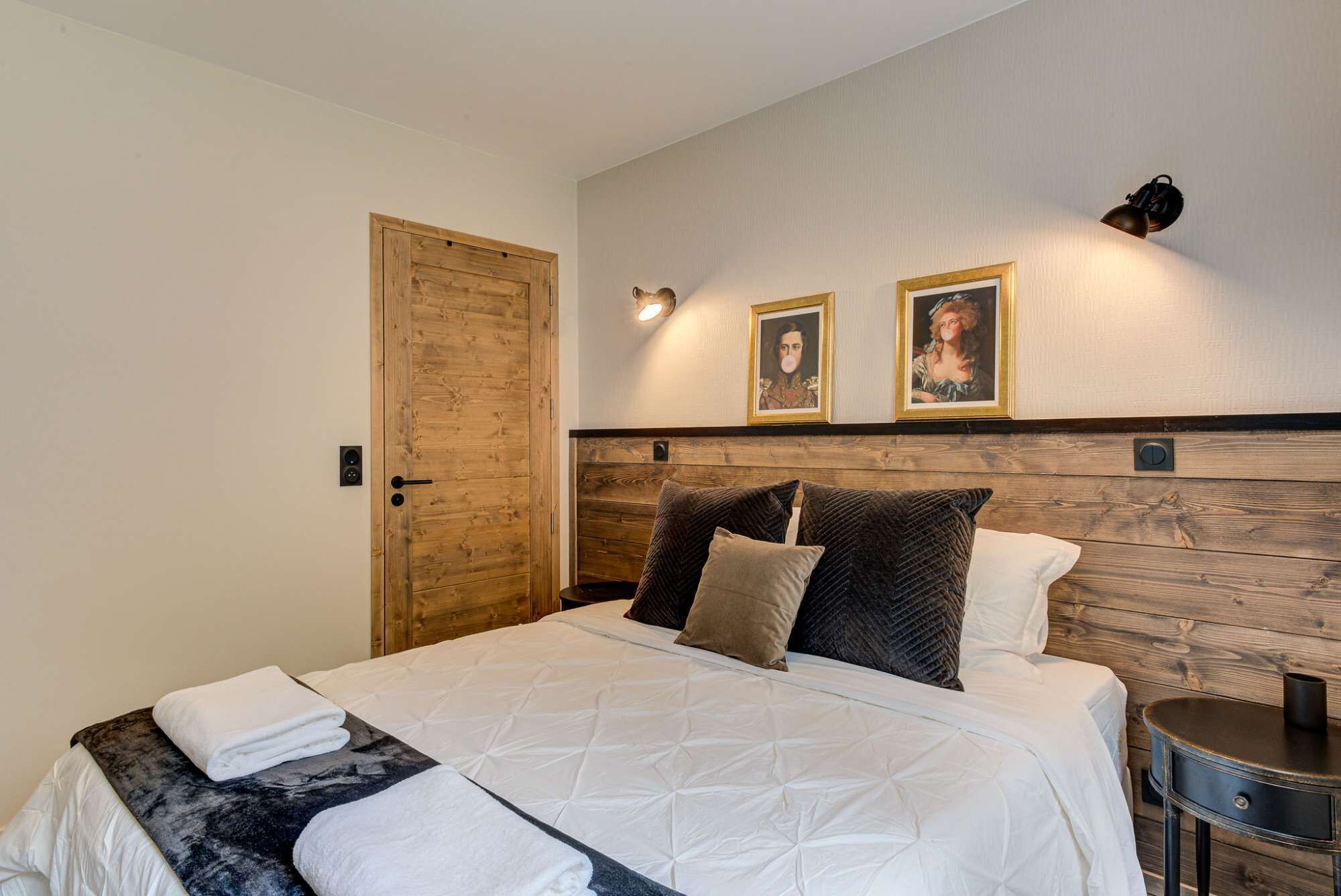 Master room White Pearl