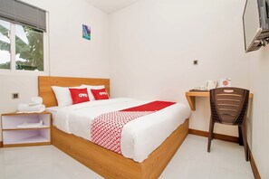 Deluxe-huone | Kannettavalle tietokoneelle sopiva työtila, ilmainen Wi-Fi