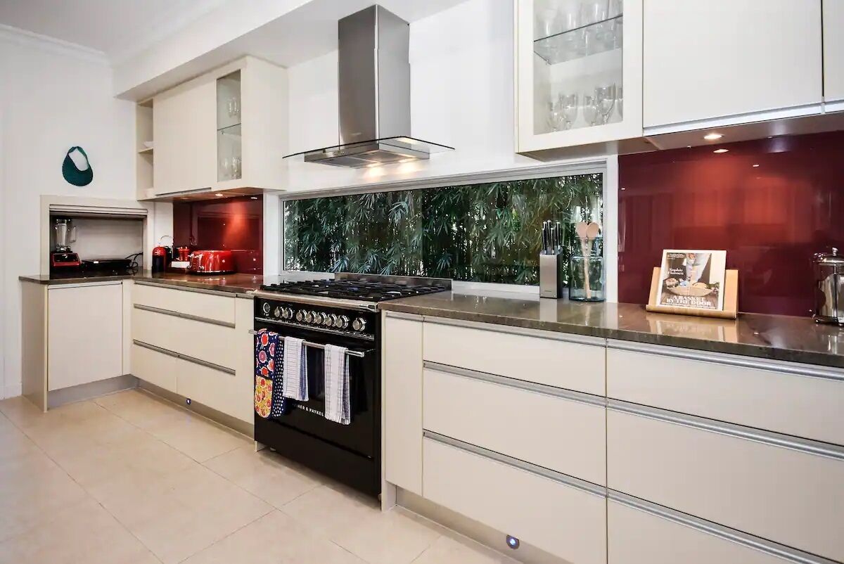 Mudjimba Beach Luxury - Stylish, Elegant ZF1