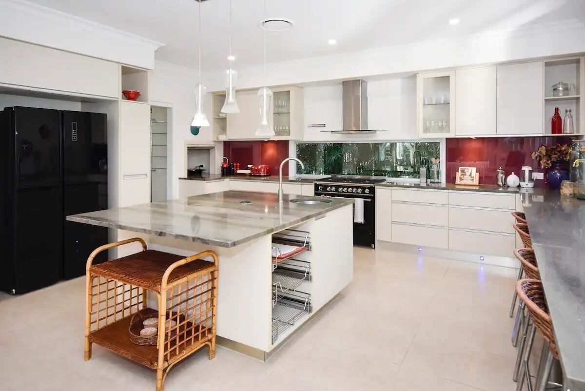 Mudjimba Beach Luxury - Stylish, Elegant ZF1