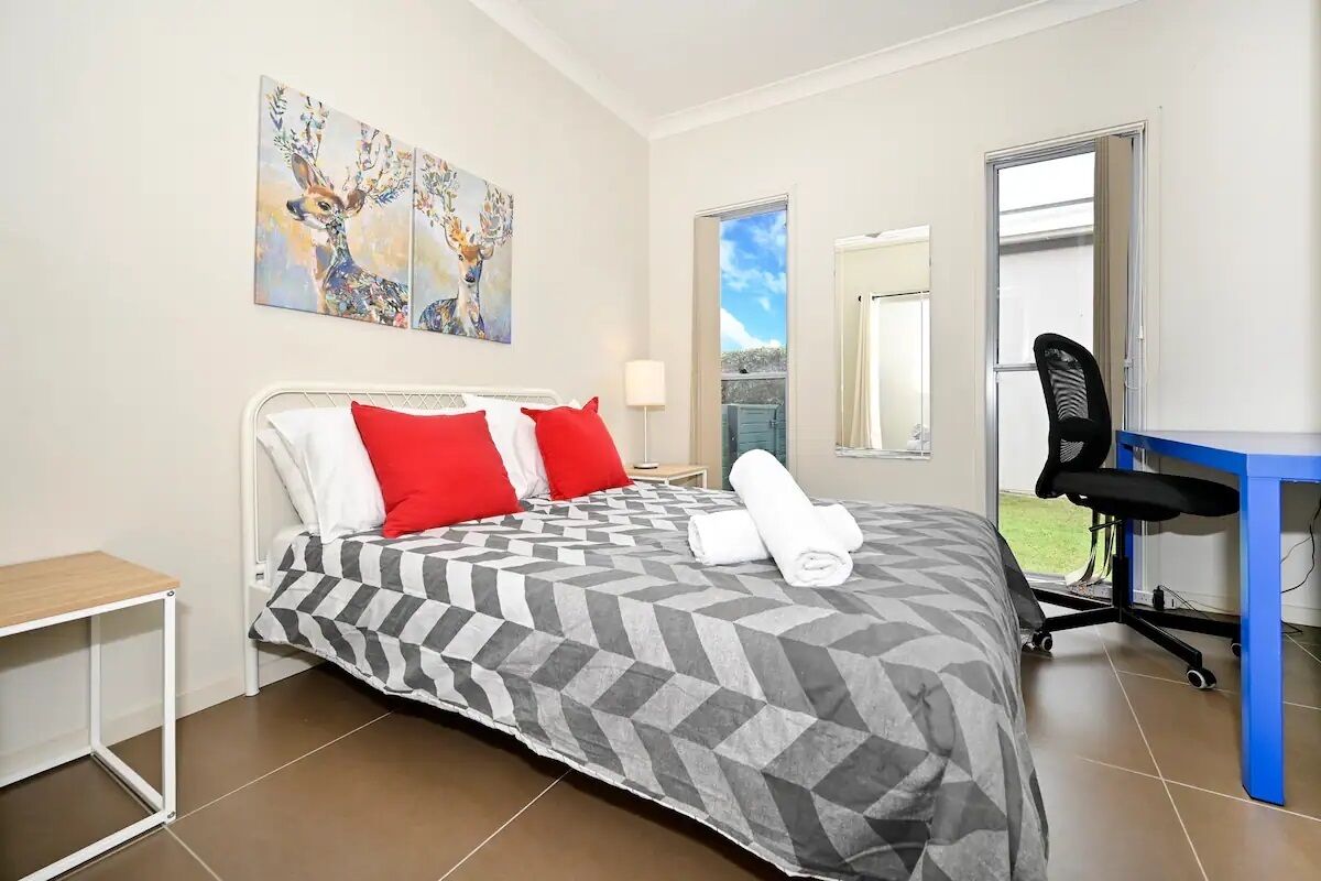 4 Schlafzimmer, Schreibtisch, Bügeleisen/Bügelbrett, kostenloses WLAN