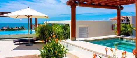 Lämmitetty uima-allas