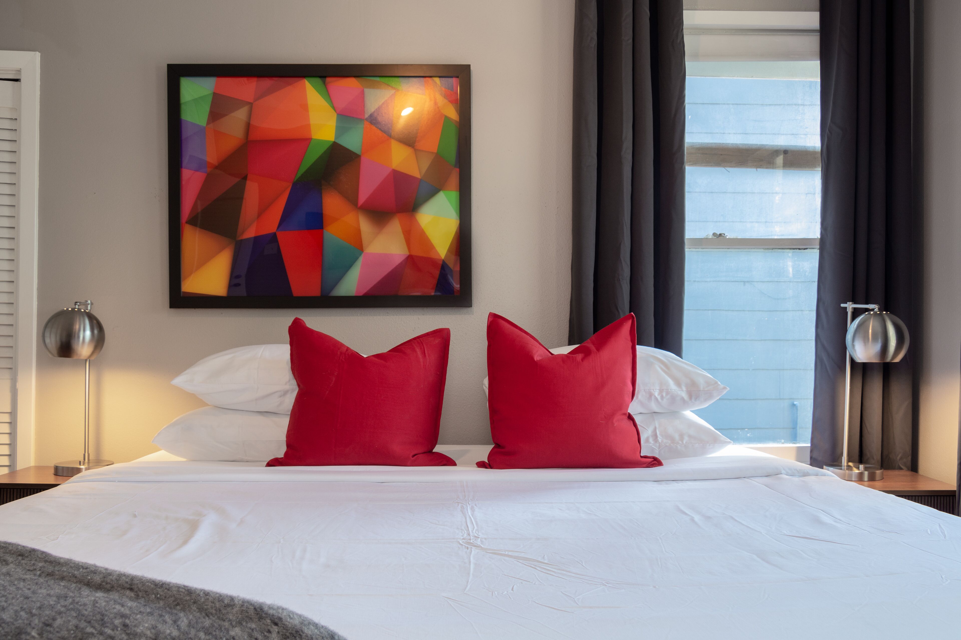 Your Montrose Gem! Sleeps 16/8BR/3.5BA/5PA