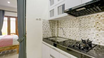 Habitación doble Deluxe | Escritorio, espacio para trabajar con laptop y wifi gratis