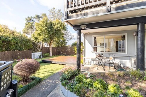 Entire Ground Floor Full Privacy Family-friendly Popular to Ferry-catchers