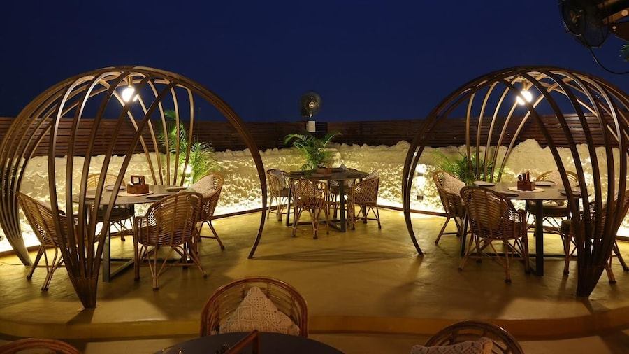 Town Pallace Inn