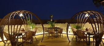 Town Pallace Inn