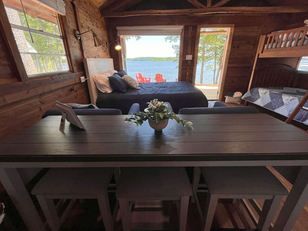 1 多间卧室、免费 WiFi、床单