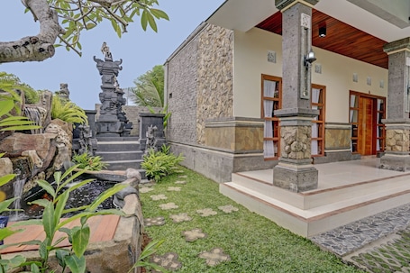 Front of property. Capital O 90654 Pondok Wisata Buana Amerta