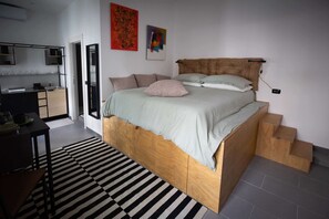 1 bedroom, WiFi, bed sheets - CALEFATI UP A FEW STEPS FROM THE CITY CENTER (Bari)