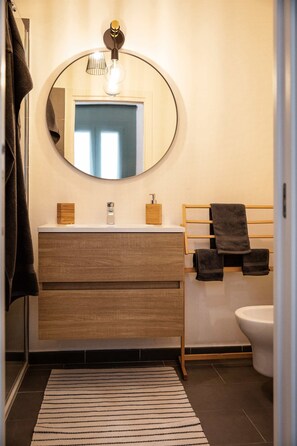 Hair dryer, bidet, towels, soap - CALEFATI UP A FEW STEPS FROM THE CITY CENTER (Bari)