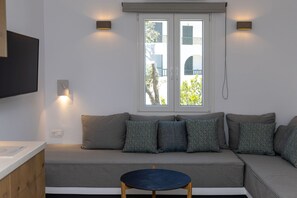 AGAPI Exclusive Apartment, Private Pool | 거실