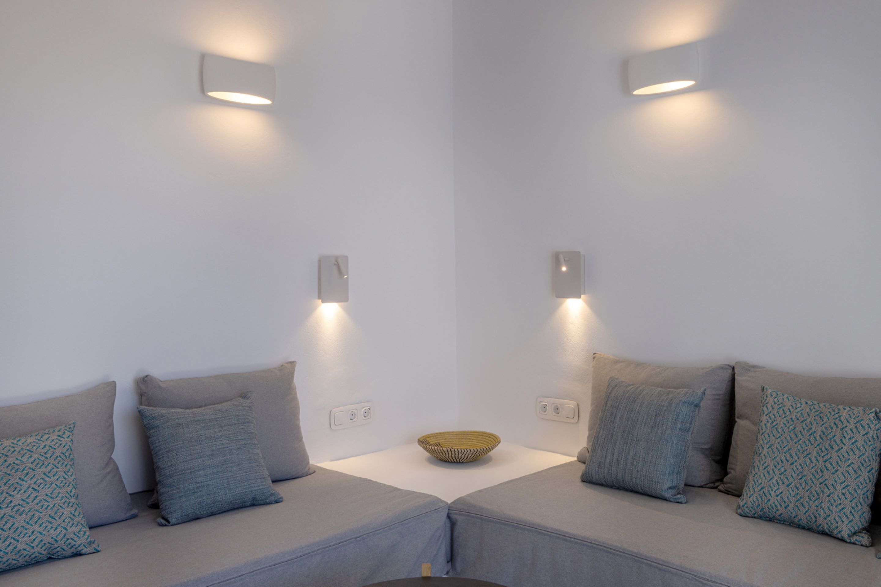 KARDIANI Elite Apartment, Private Pool | 起居区
