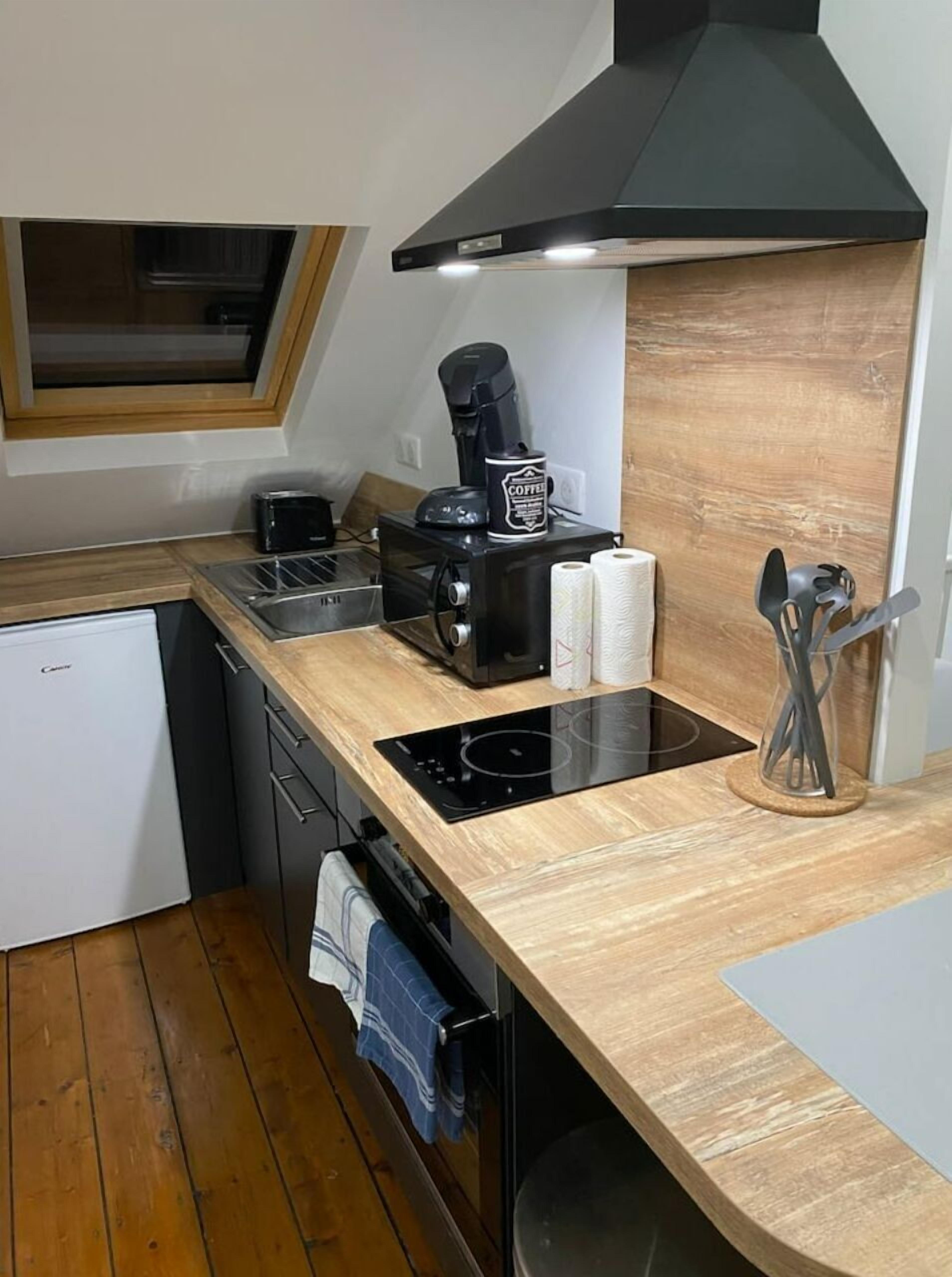 Nice studio at the foot of St Pierre park