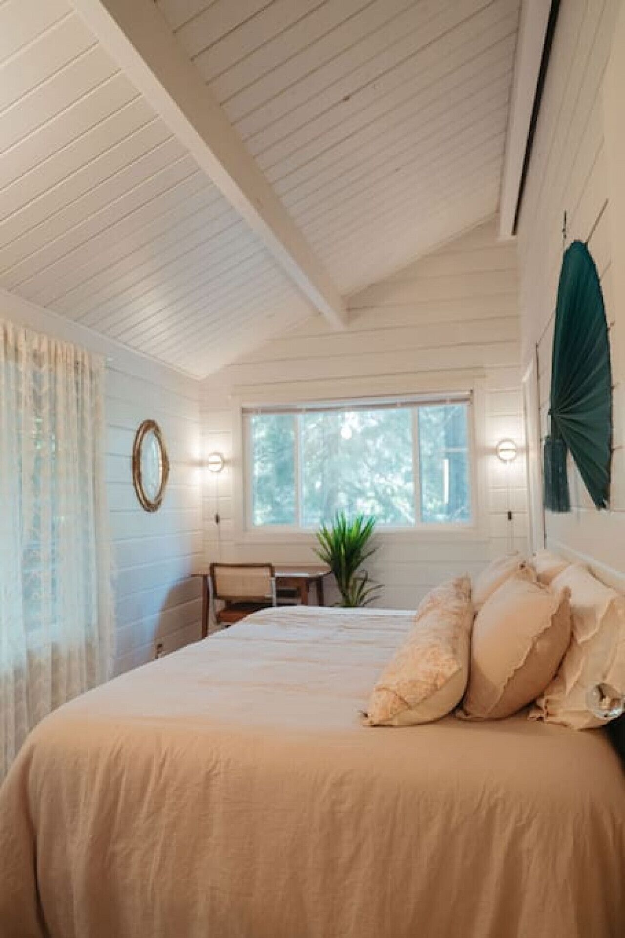 4 chambres, bureau, accès au Wi-Fi (inclus), literie fournie