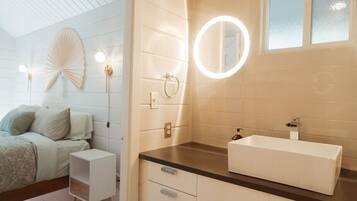 4 soveværelser, skrivebord, gratis Wi-Fi, sengetøj