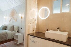 4 Schlafzimmer, Schreibtisch, kostenloses WLAN, Bettwäsche