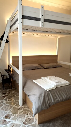 1 chambre, fer et planche à repasser, Wi-Fi, draps fournis