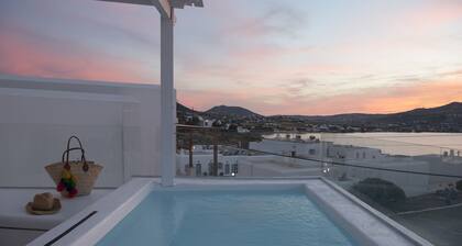 Ammos Luxury Rooms & Home