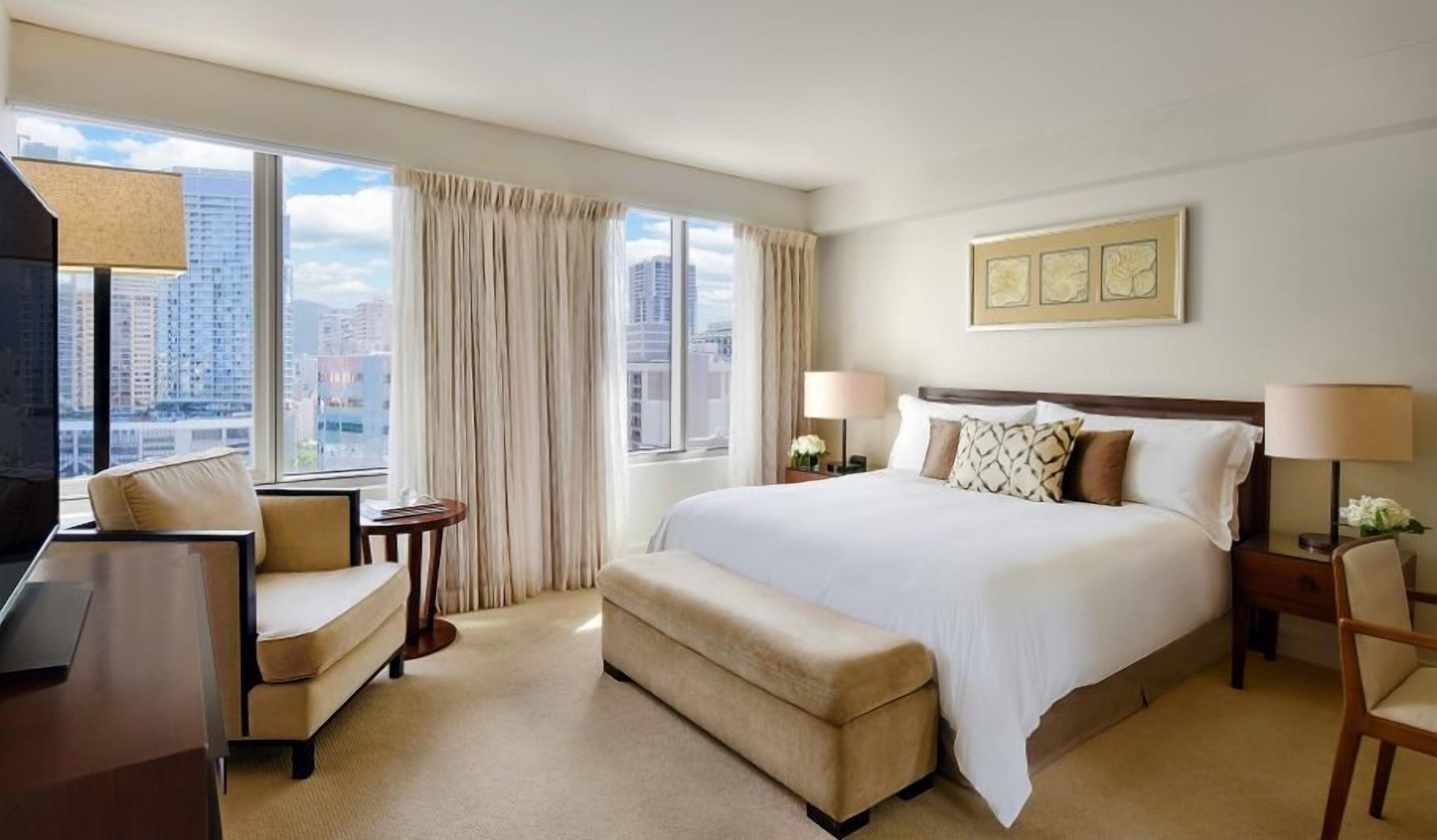 Trump Waikiki by Jet Luxury- Deluxe Partial Ocean View