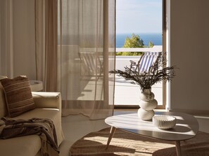 Smart TV, tenis de mesa y libros 