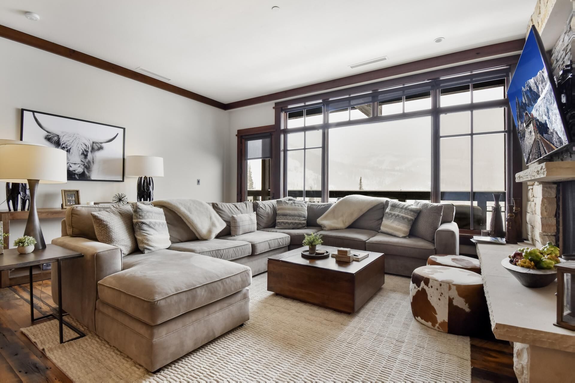 Ski Season Availability! Luxury 3-Bedroom Ski-in, Ski-out Condo