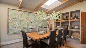 Dining - The Village Green Apartment (Queenstown)