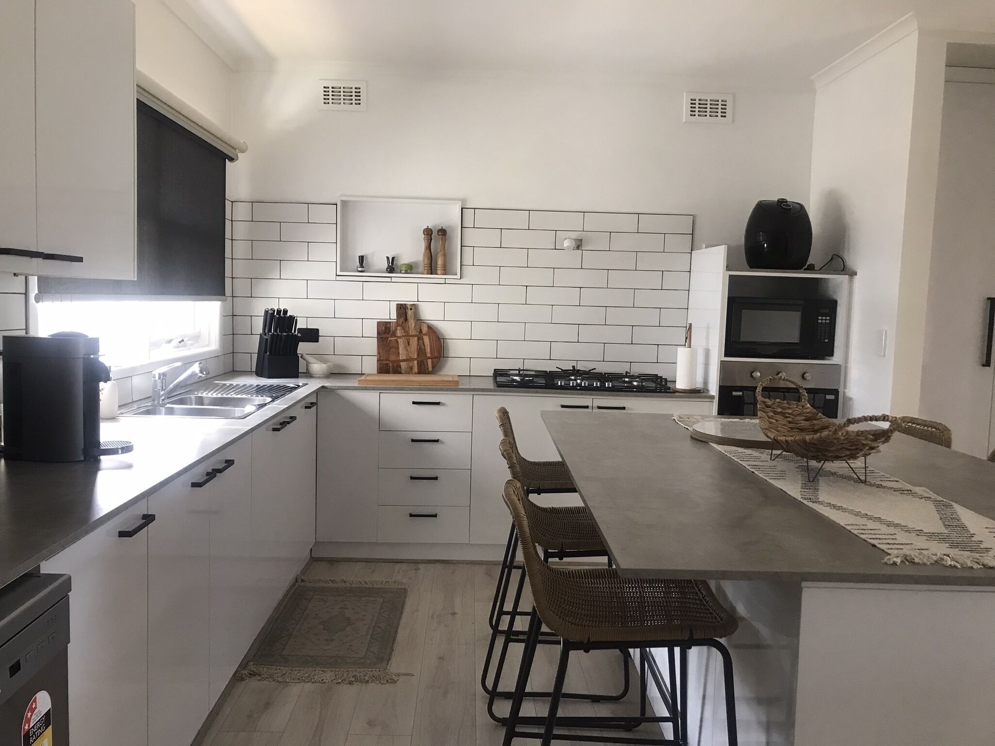 Home Away From Home - 5 Minute Walk to the Beach