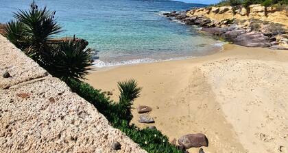 STELLA MARINA holiday apartment, 450 meters from the sea, independent entrance