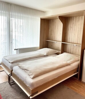 1 quarto, Wi-Fi de cortesia, roupa de cama