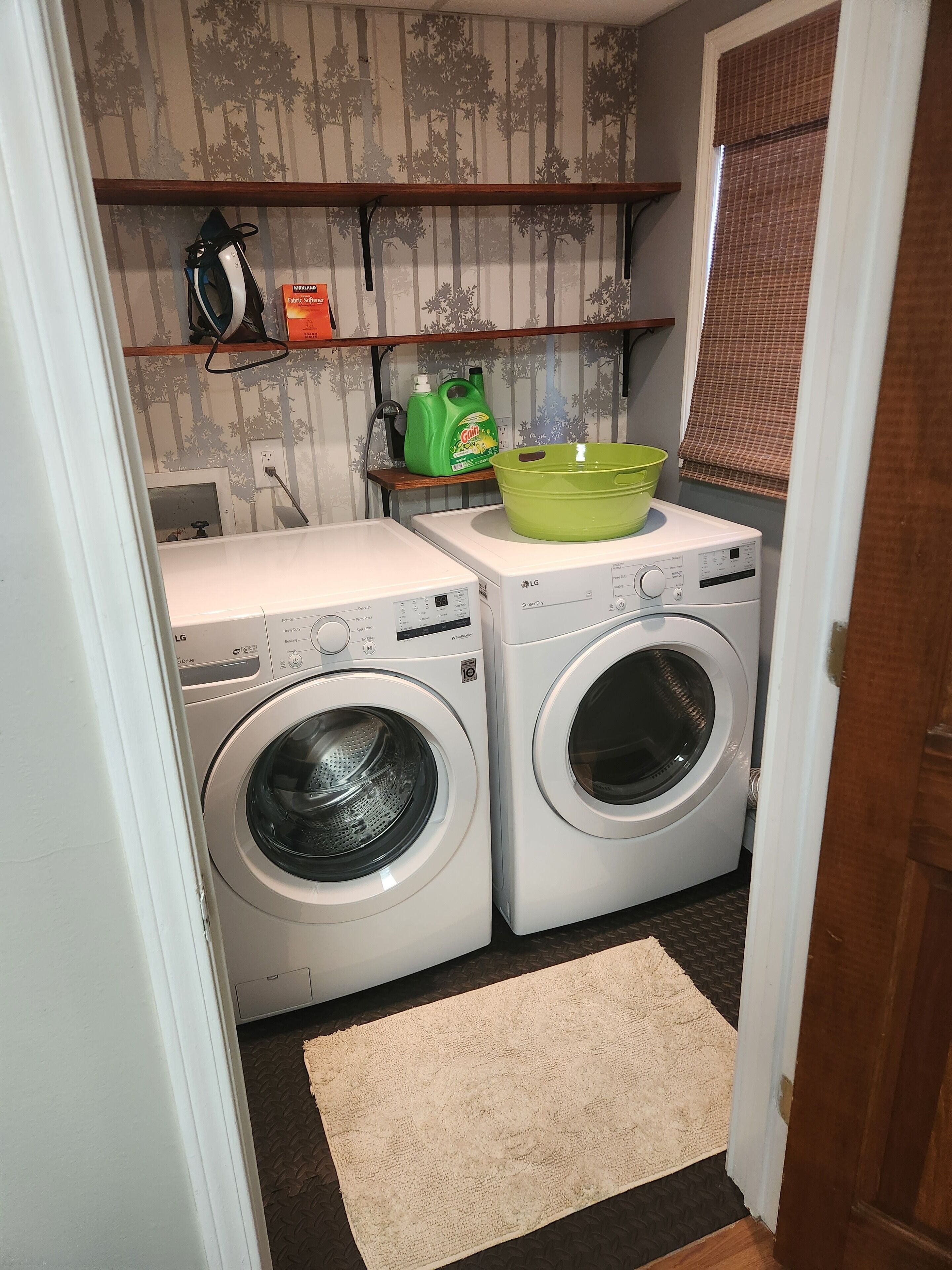 Cozy & modern studio in safe area