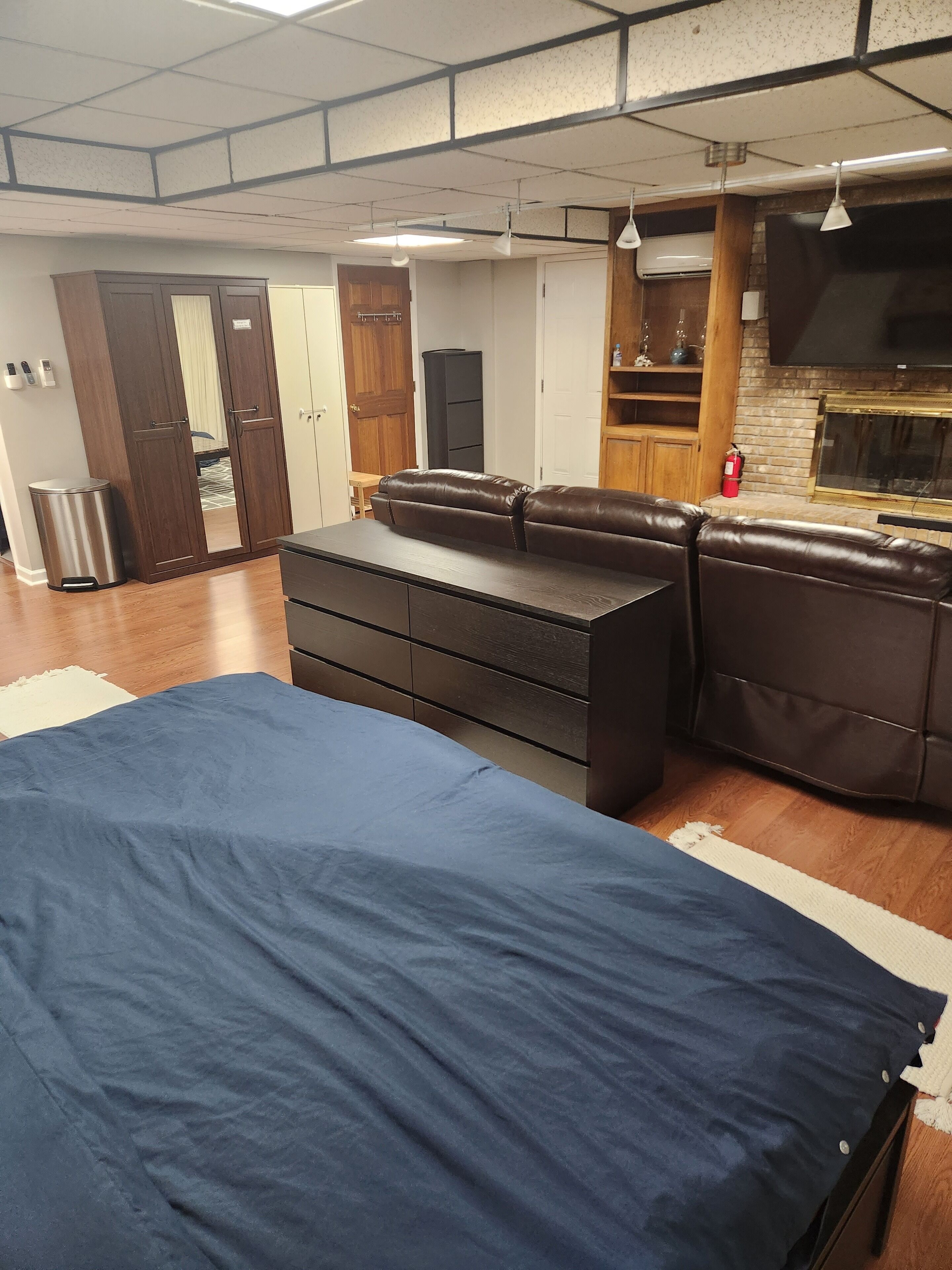 Cozy & modern studio in safe area