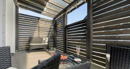 Cozy Apartment with Terrace | Parking Space