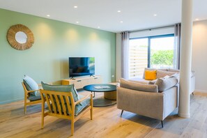 TV - Appartement à 50m de la mer (Penmarch)