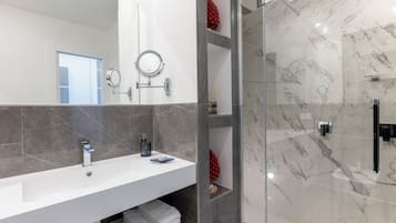 Bañera de hidromasaje, cabezal de ducha tipo lluvia