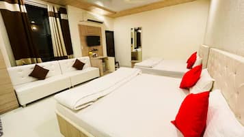 Luxury Quadruple Room | 1 bedroom, soundproofing