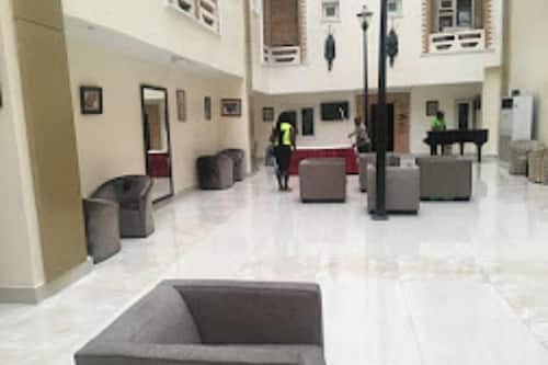 Sala de estar en el lobby
