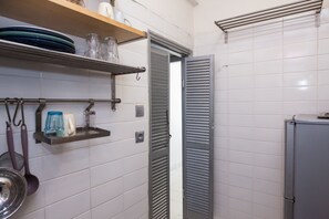 Leilighet | Eget kjøkken | Kjøleskap, ovn, brødrister og kjøkkenutstyr