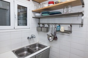 Leilighet | Eget kjøkken | Kjøleskap, ovn, brødrister og kjøkkenutstyr